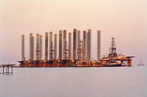 Champs pétroliers SOCAR Oil Fields #6, Baku, Azerbaijan - Edward Burtynsky